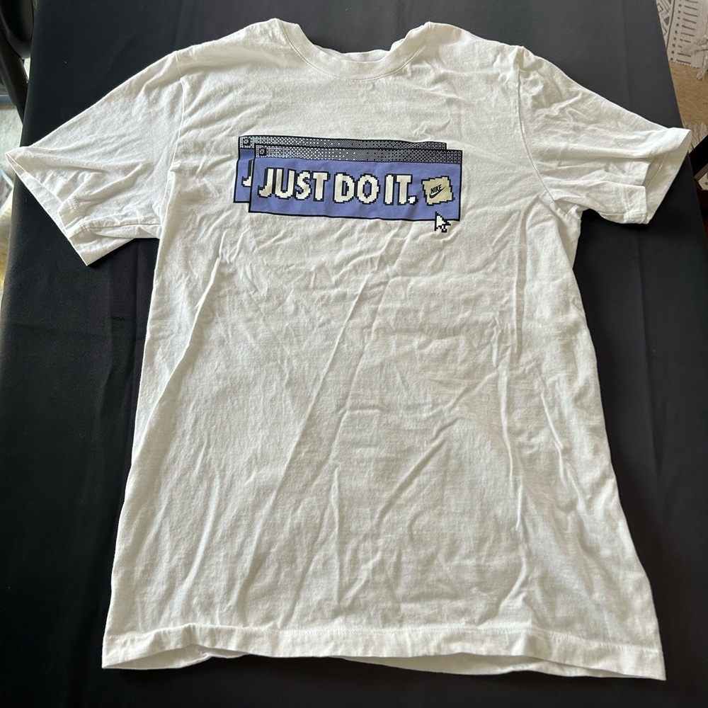 Men’s Nike White “Just Do It” Tee